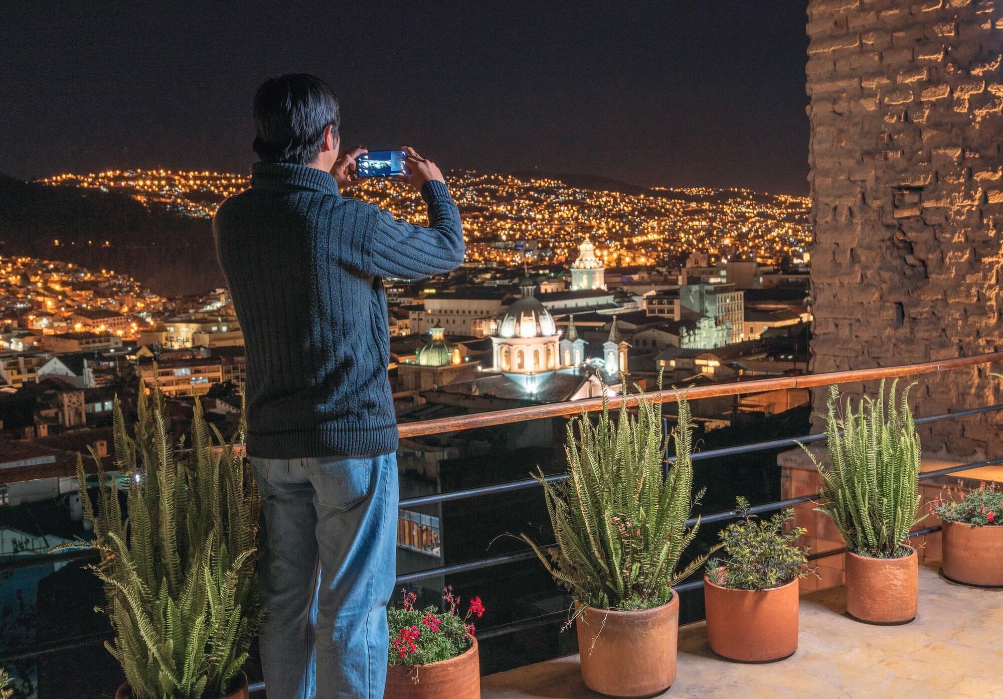 Hotel Casa Gardenia Quito Dış mekan fotoğraf